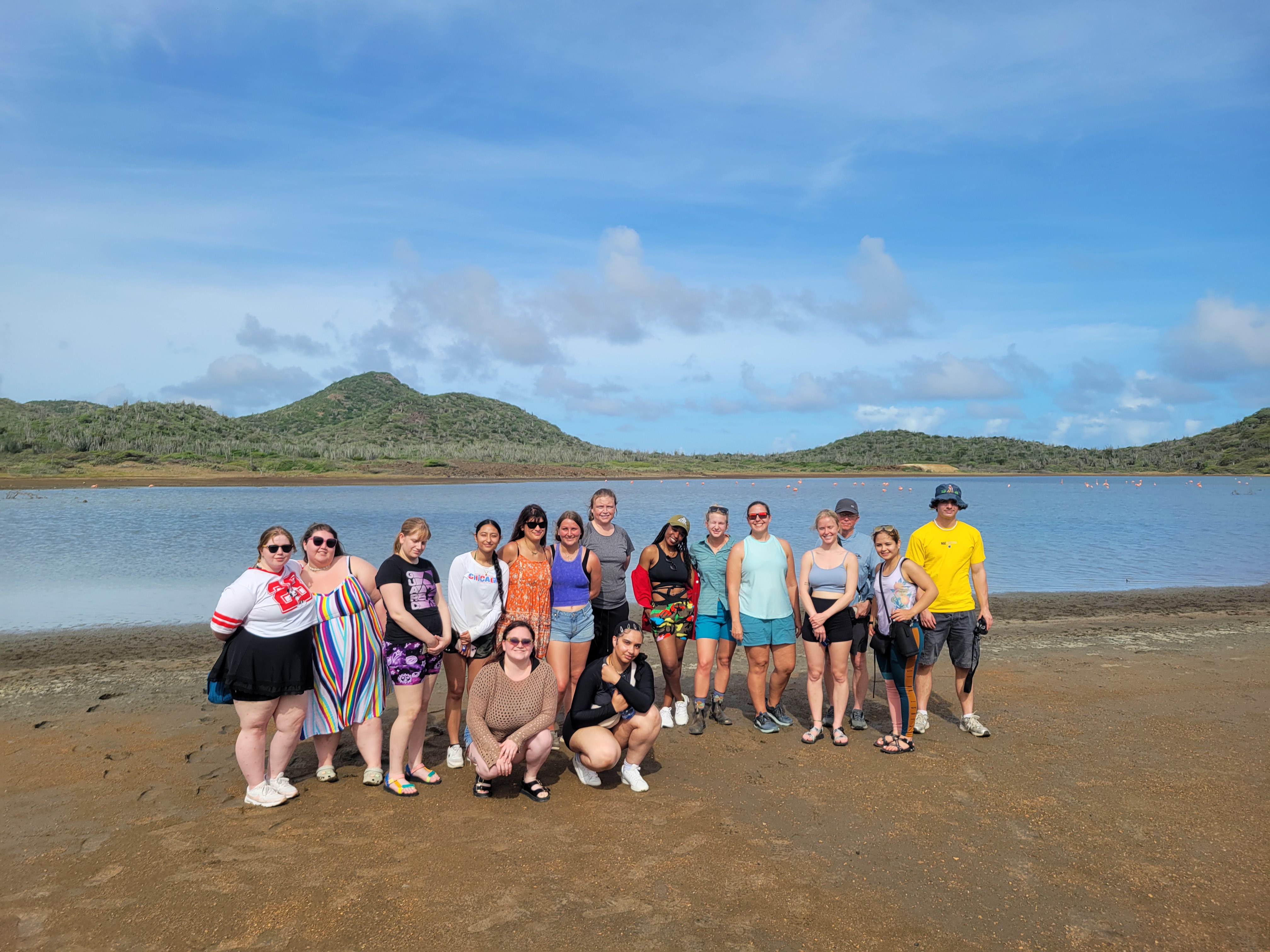 Group photo of Catawba's Biology class in Bonaire