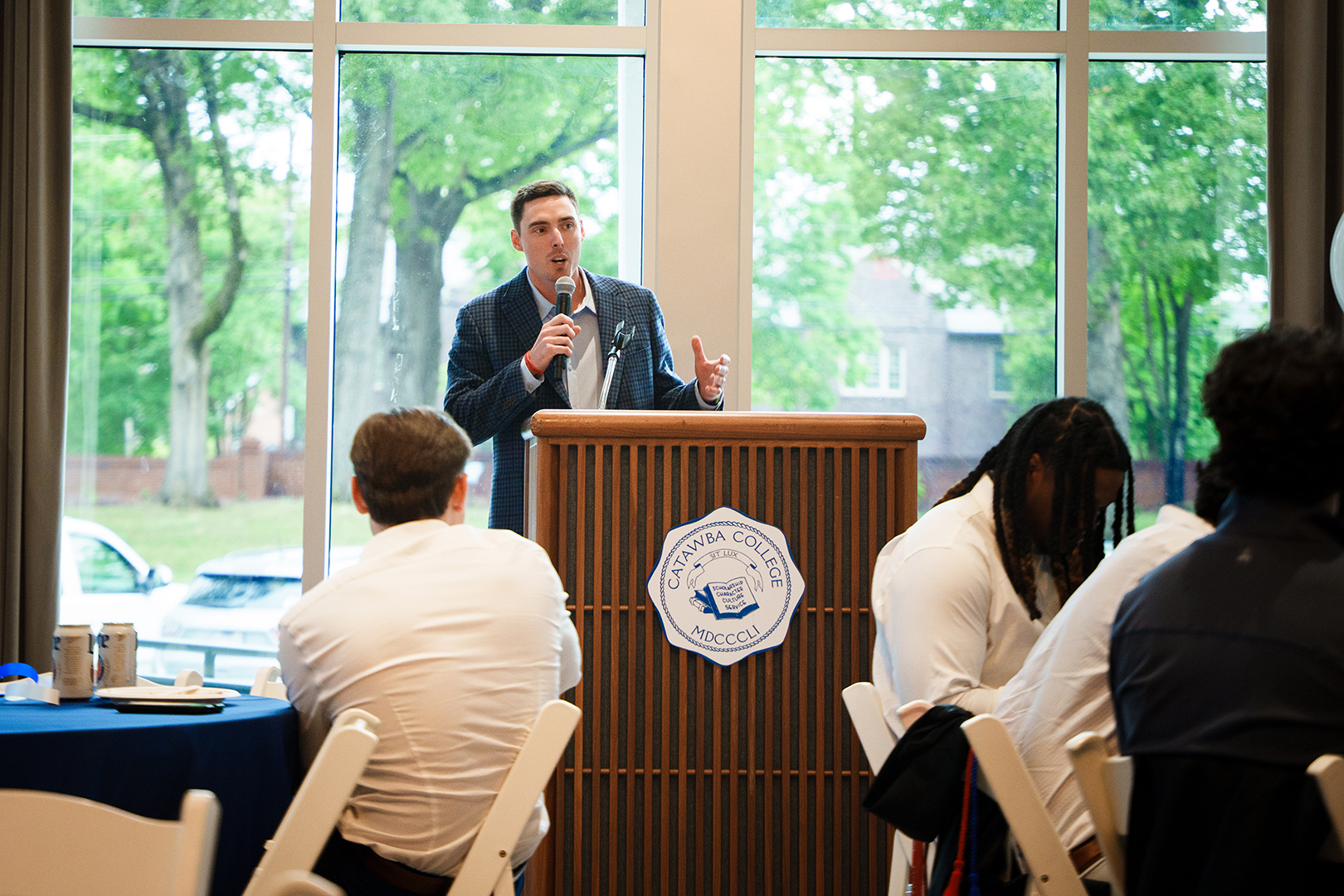 Grad 26 Senior Dinner
