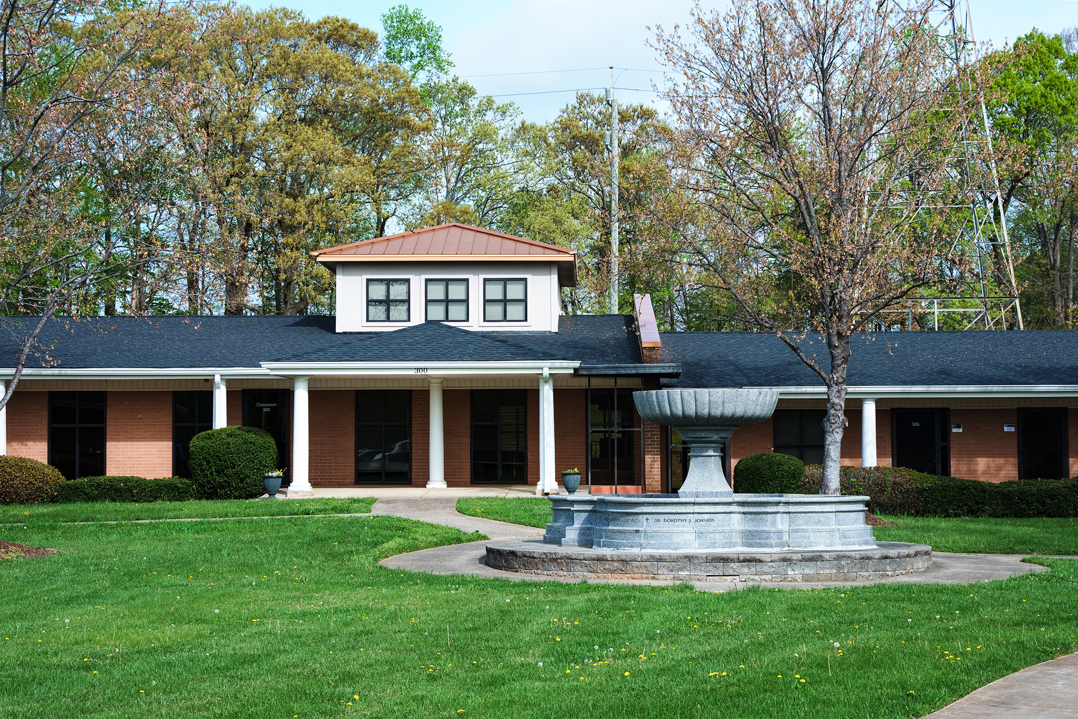 Hood Hall  Breezeway
